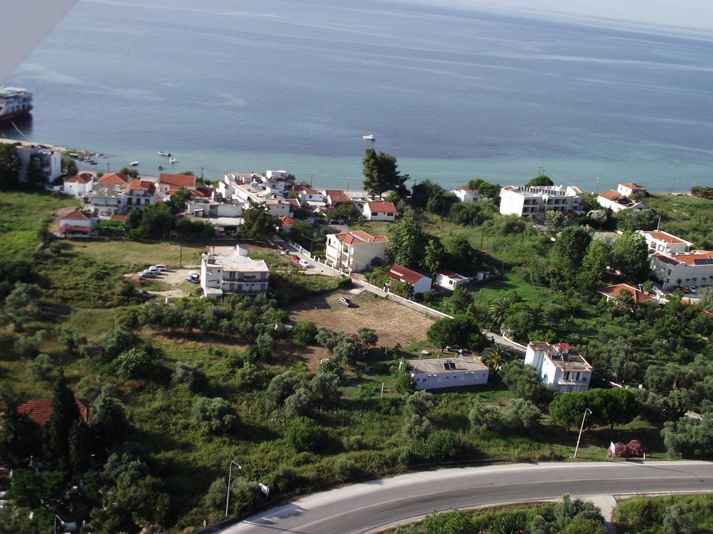 Pension Lakis Prinos  Bagian luar foto