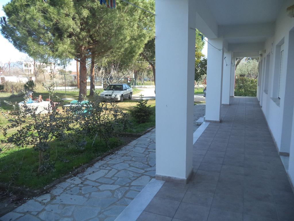Pension Lakis Prinos  Bagian luar foto