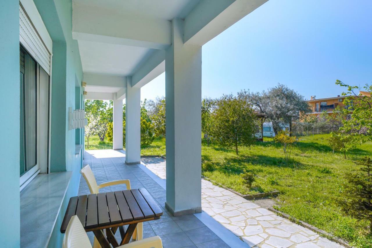 Pension Lakis Prinos  Bagian luar foto